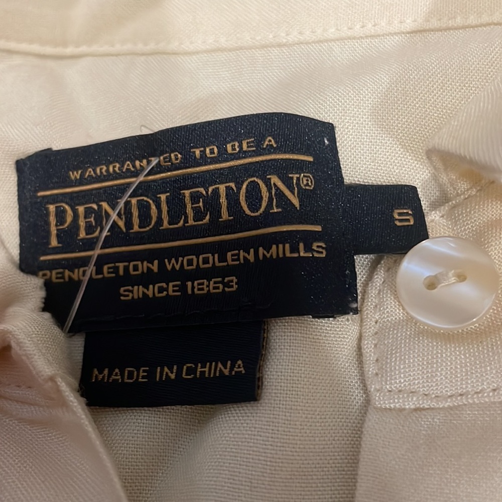 Pendleton Cream Geometric Pattern Button Down - Picture 4 of 12